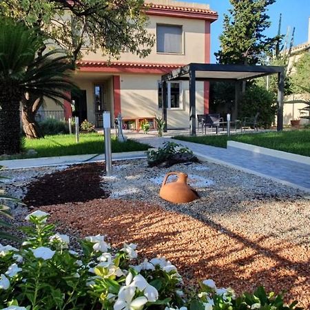 Bed&Breakfast Villa Nora Quartu SantʼElena Buitenkant foto