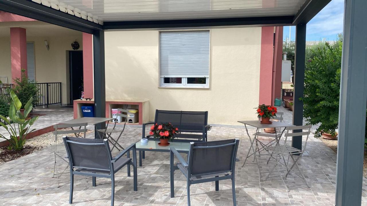 Bed&Breakfast Villa Nora Quartu SantʼElena Buitenkant foto
